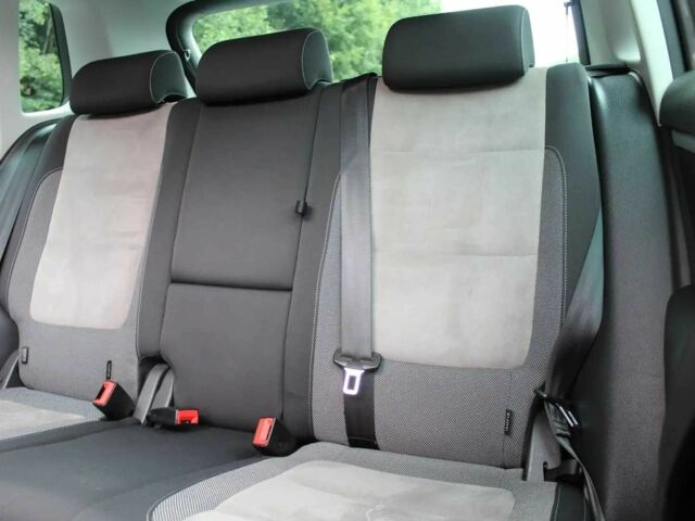 Сірий Фольксваген Тігуан, об'ємом двигуна 2 л та пробігом 83 тис. км за 9100 $, фото 10 на Automoto.ua