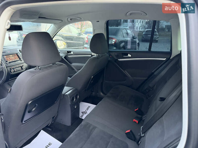 Сірий Фольксваген Тігуан, об'ємом двигуна 1.97 л та пробігом 145 тис. км за 12999 $, фото 11 на Automoto.ua