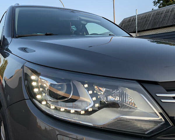 Серый Фольксваген Тигуан, объемом двигателя 1.97 л и пробегом 120 тыс. км за 22000 $, фото 10 на Automoto.ua