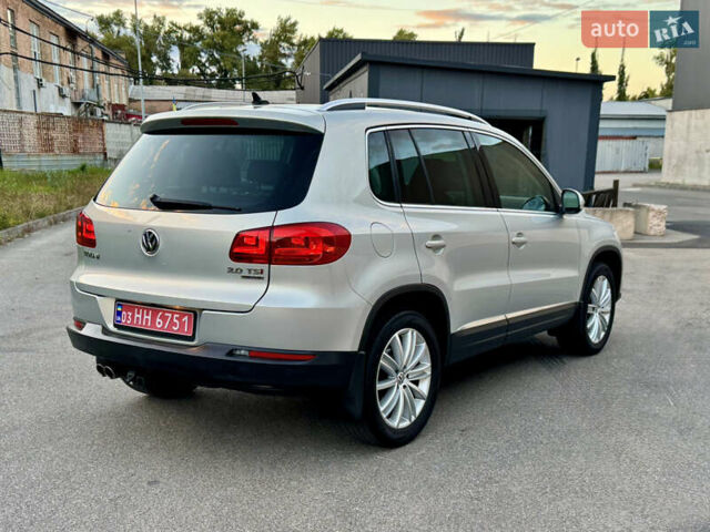 Серый Фольксваген Тигуан, объемом двигателя 1.98 л и пробегом 250 тыс. км за 9900 $, фото 2 на Automoto.ua