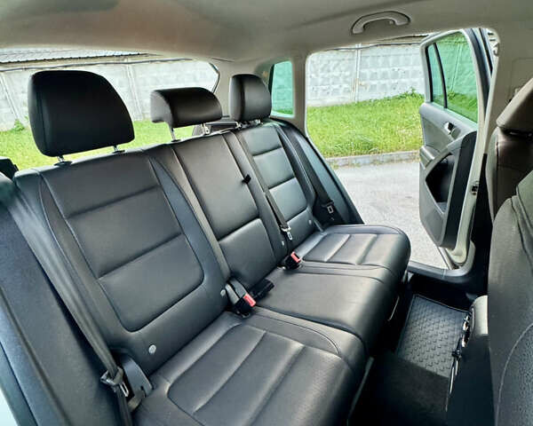 Серый Фольксваген Тигуан, объемом двигателя 1.98 л и пробегом 250 тыс. км за 9900 $, фото 26 на Automoto.ua