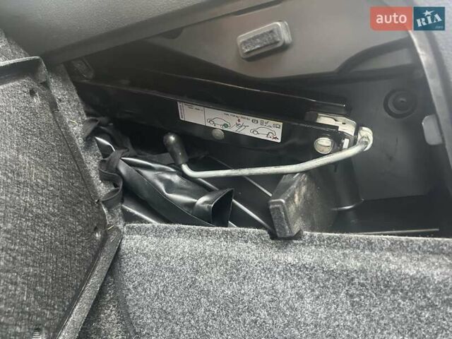 Сірий Фольксваген Тігуан, об'ємом двигуна 1.98 л та пробігом 214 тис. км за 11700 $, фото 15 на Automoto.ua