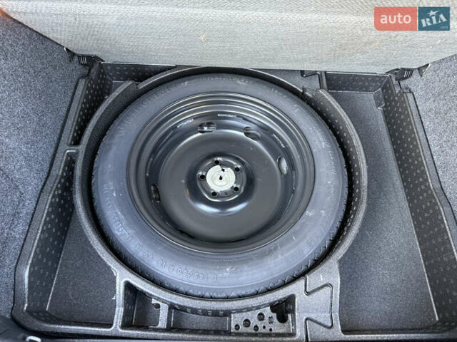 Сірий Фольксваген Тігуан, об'ємом двигуна 2 л та пробігом 74 тис. км за 16500 $, фото 47 на Automoto.ua