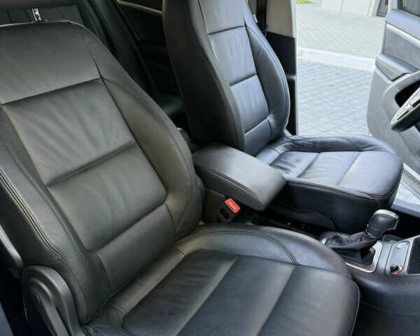 Сірий Фольксваген Тігуан, об'ємом двигуна 2 л та пробігом 74 тис. км за 16500 $, фото 32 на Automoto.ua