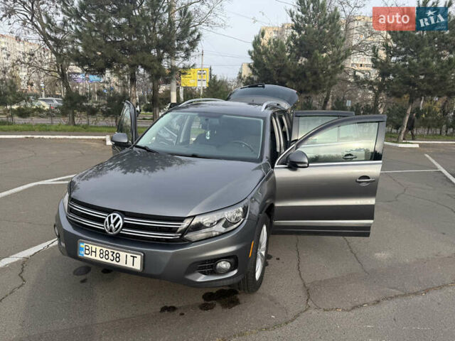 Сірий Фольксваген Тігуан, об'ємом двигуна 1.98 л та пробігом 180 тис. км за 11500 $, фото 18 на Automoto.ua
