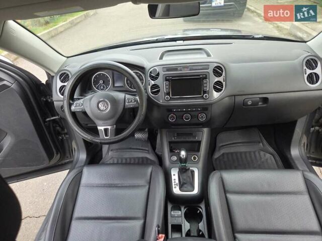 Серый Фольксваген Тигуан, объемом двигателя 1.98 л и пробегом 196 тыс. км за 13399 $, фото 9 на Automoto.ua