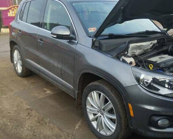 Серый Фольксваген Тигуан, объемом двигателя 1.98 л и пробегом 170 тыс. км за 12500 $, фото 10 на Automoto.ua