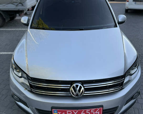 Сірий Фольксваген Тігуан, об'ємом двигуна 2 л та пробігом 74 тис. км за 16500 $, фото 21 на Automoto.ua