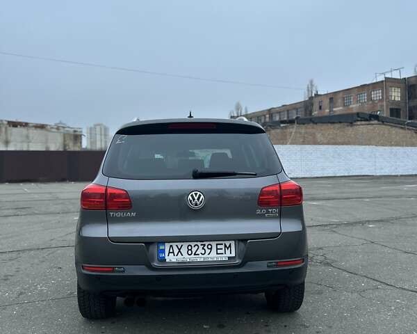 Серый Фольксваген Тигуан, объемом двигателя 1.97 л и пробегом 144 тыс. км за 16000 $, фото 6 на Automoto.ua