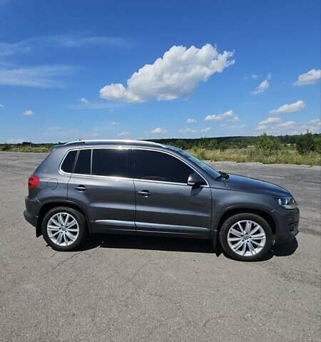 Серый Фольксваген Тигуан, объемом двигателя 1.98 л и пробегом 193 тыс. км за 14500 $, фото 4 на Automoto.ua