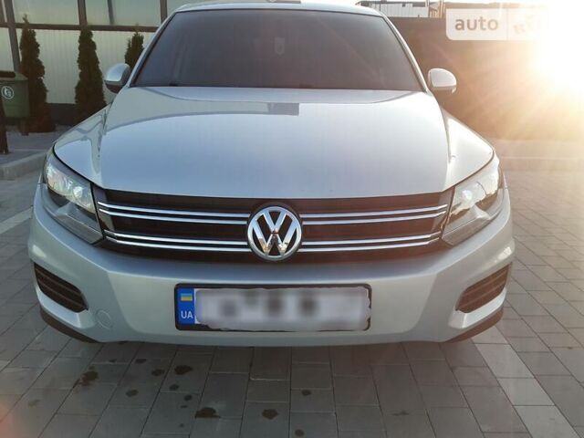 Сірий Фольксваген Тігуан, об'ємом двигуна 1.98 л та пробігом 217 тис. км за 12000 $, фото 24 на Automoto.ua