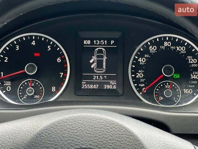 Серый Фольксваген Тигуан, объемом двигателя 1.98 л и пробегом 255 тыс. км за 13000 $, фото 7 на Automoto.ua