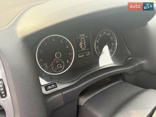 Сірий Фольксваген Тігуан, об'ємом двигуна 1.98 л та пробігом 180 тис. км за 11500 $, фото 30 на Automoto.ua