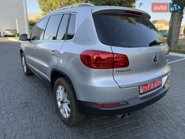 Сірий Фольксваген Тігуан, об'ємом двигуна 2 л та пробігом 74 тис. км за 16500 $, фото 12 на Automoto.ua