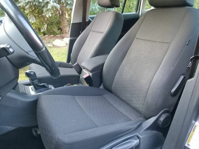 Серый Фольксваген Тигуан, объемом двигателя 2 л и пробегом 160 тыс. км за 8899 $, фото 9 на Automoto.ua