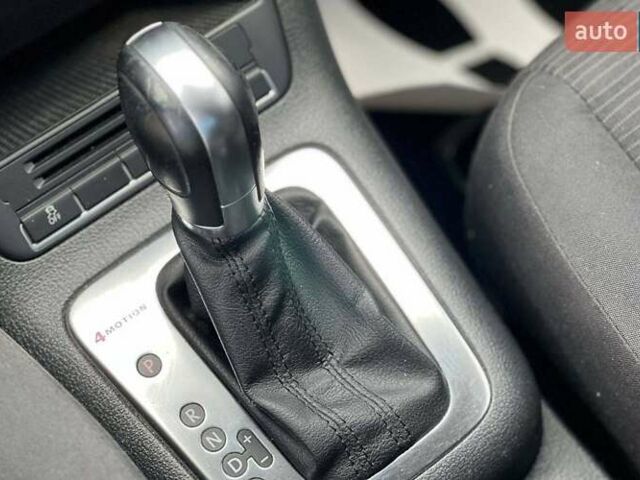 Серый Фольксваген Тигуан, объемом двигателя 1.98 л и пробегом 255 тыс. км за 13000 $, фото 10 на Automoto.ua