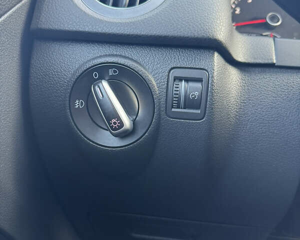 Серый Фольксваген Тигуан, объемом двигателя 1.98 л и пробегом 114 тыс. км за 14800 $, фото 11 на Automoto.ua