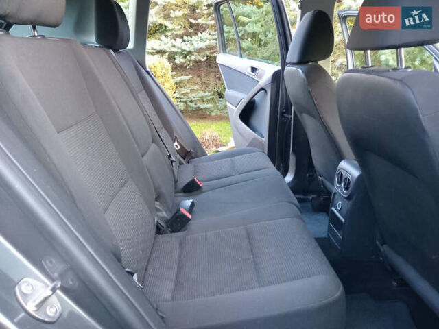 Сірий Фольксваген Тігуан, об'ємом двигуна 1.98 л та пробігом 160 тис. км за 9199 $, фото 11 на Automoto.ua