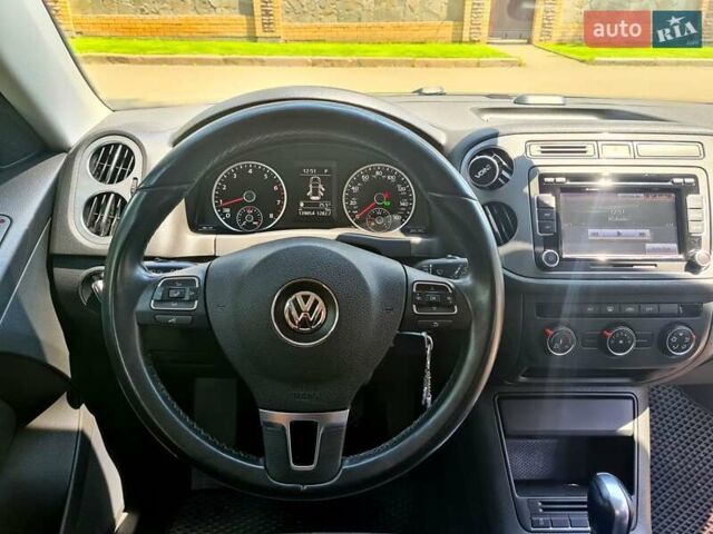 Сірий Фольксваген Тігуан, об'ємом двигуна 1.98 л та пробігом 139 тис. км за 12400 $, фото 11 на Automoto.ua