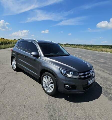Серый Фольксваген Тигуан, объемом двигателя 1.98 л и пробегом 193 тыс. км за 14500 $, фото 8 на Automoto.ua
