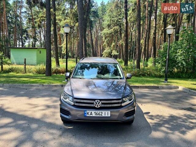 Сірий Фольксваген Тігуан, об'ємом двигуна 1.98 л та пробігом 139 тис. км за 12400 $, фото 1 на Automoto.ua