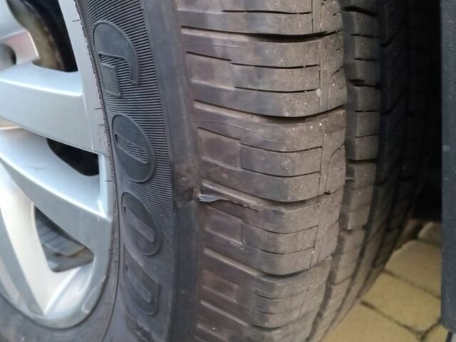 Серый Фольксваген Тигуан, объемом двигателя 2 л и пробегом 160 тыс. км за 8899 $, фото 13 на Automoto.ua