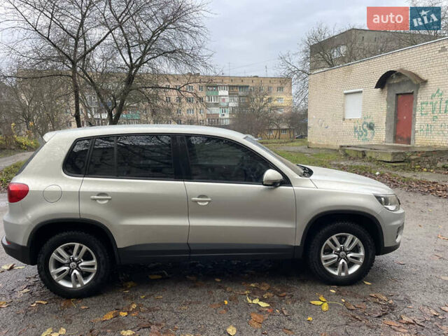 Сірий Фольксваген Тігуан, об'ємом двигуна 1.98 л та пробігом 217 тис. км за 12000 $, фото 21 на Automoto.ua