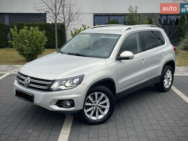 Серый Фольксваген Тигуан, объемом двигателя 2 л и пробегом 165 тыс. км за 15500 $, фото 20 на Automoto.ua