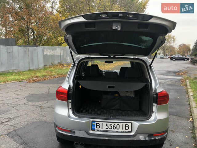 Сірий Фольксваген Тігуан, об'ємом двигуна 1.98 л та пробігом 197 тис. км за 13500 $, фото 16 на Automoto.ua