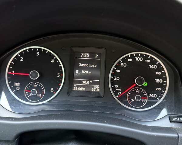 Сірий Фольксваген Тігуан, об'ємом двигуна 1.99 л та пробігом 250 тис. км за 14500 $, фото 5 на Automoto.ua