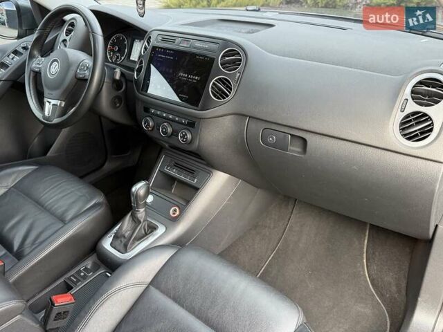 Фольксваген Тигуан 2015 в Борисполе на Automoto.ua Серый Фольксваген Тигуан, объемом двигателя 1.97 л и пробегом 169 тыс. км за 16500 $, фото 54 на Automoto.ua