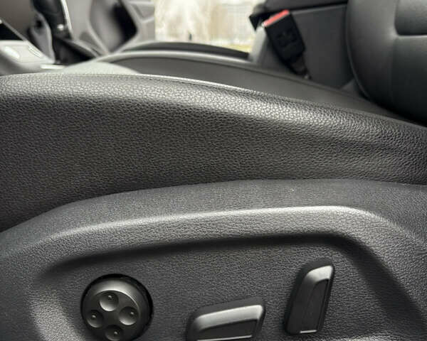 Серый Фольксваген Тигуан, объемом двигателя 2 л и пробегом 125 тыс. км за 14999 $, фото 48 на Automoto.ua