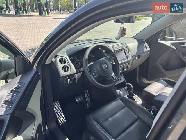 Сірий Фольксваген Тігуан, об'ємом двигуна 1.98 л та пробігом 175 тис. км за 13100 $, фото 10 на Automoto.ua