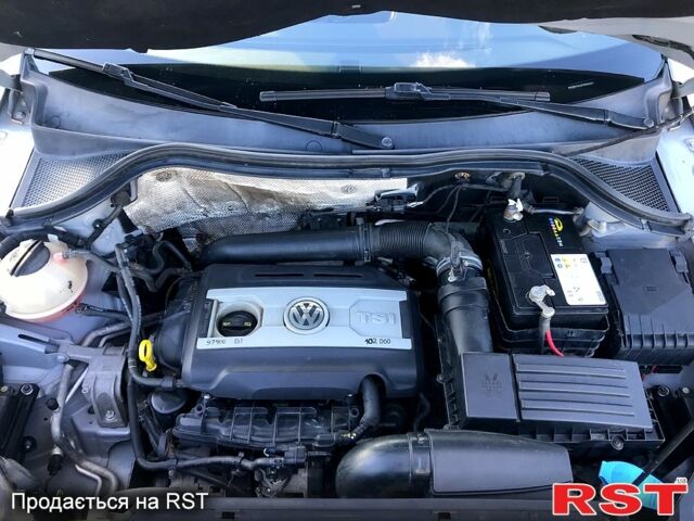 Сірий Фольксваген Тігуан, об'ємом двигуна 2 л та пробігом 170 тис. км за 12500 $, фото 2 на Automoto.ua