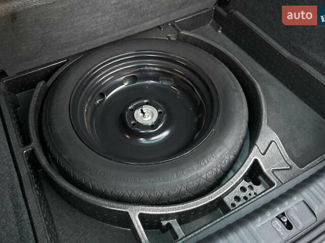 Серый Фольксваген Тигуан, объемом двигателя 2 л и пробегом 165 тыс. км за 15500 $, фото 60 на Automoto.ua