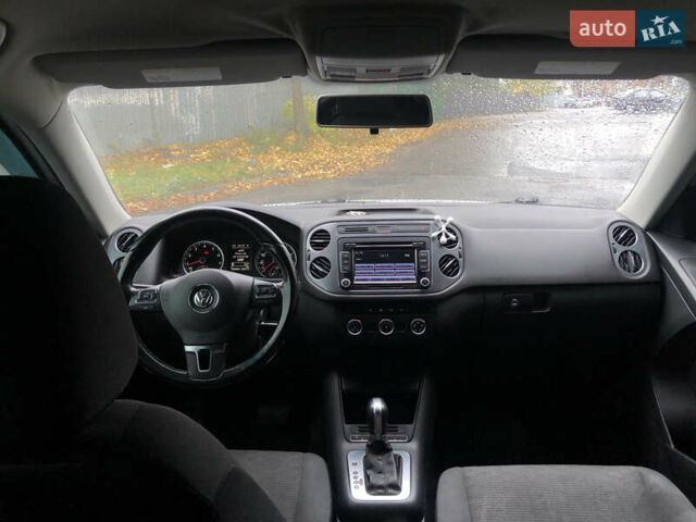 Сірий Фольксваген Тігуан, об'ємом двигуна 1.98 л та пробігом 197 тис. км за 13500 $, фото 33 на Automoto.ua