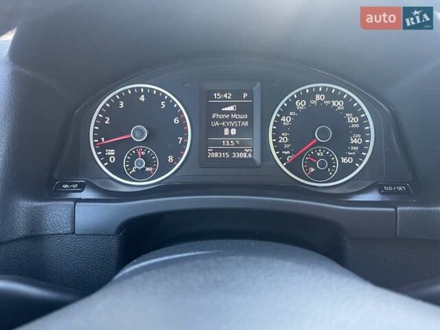 Сірий Фольксваген Тігуан, об'ємом двигуна 1.98 л та пробігом 208 тис. км за 12500 $, фото 5 на Automoto.ua