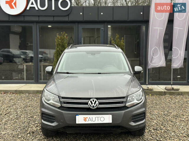 Серый Фольксваген Тигуан, объемом двигателя 2 л и пробегом 170 тыс. км за 12000 $, фото 8 на Automoto.ua