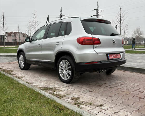 Серый Фольксваген Тигуан, объемом двигателя 2 л и пробегом 125 тыс. км за 14999 $, фото 8 на Automoto.ua