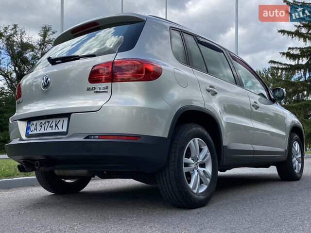 Сірий Фольксваген Тігуан, об'ємом двигуна 2 л та пробігом 224 тис. км за 13900 $, фото 17 на Automoto.ua
