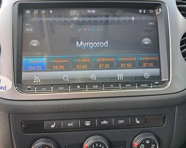 Серый Фольксваген Тигуан, объемом двигателя 1.98 л и пробегом 198 тыс. км за 14500 $, фото 14 на Automoto.ua