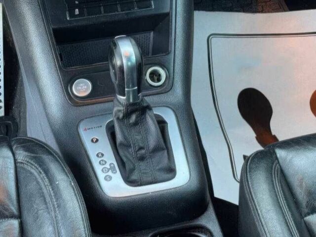 Серый Фольксваген Тигуан, объемом двигателя 2 л и пробегом 99 тыс. км за 7500 $, фото 9 на Automoto.ua