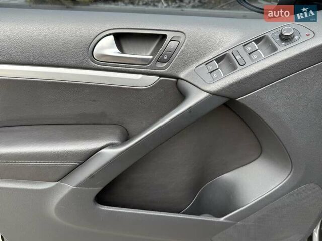 Фольксваген Тигуан 2015 в Борисполе на Automoto.ua Серый Фольксваген Тигуан, объемом двигателя 1.97 л и пробегом 169 тыс. км за 16500 $, фото 47 на Automoto.ua