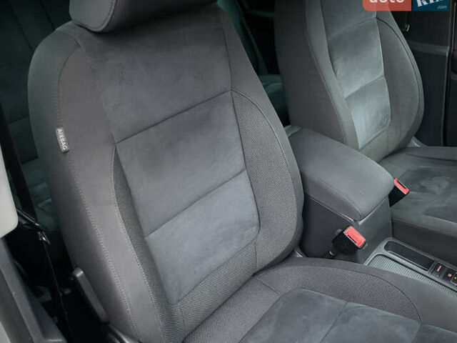 Серый Фольксваген Тигуан, объемом двигателя 2 л и пробегом 165 тыс. км за 15500 $, фото 40 на Automoto.ua