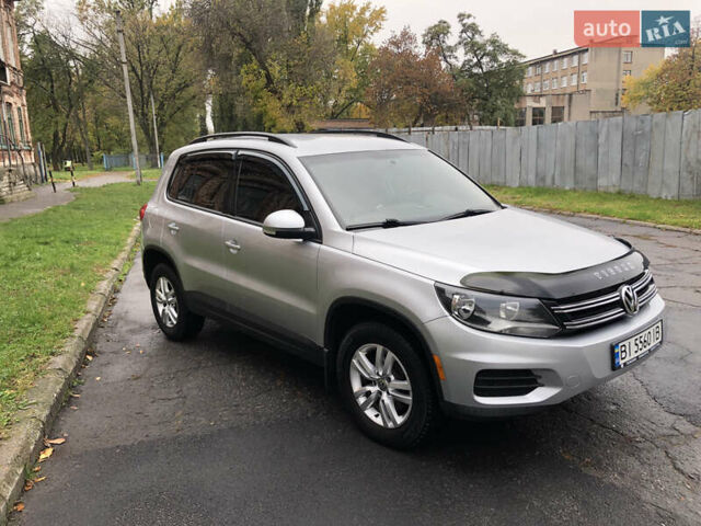 Сірий Фольксваген Тігуан, об'ємом двигуна 1.98 л та пробігом 197 тис. км за 13500 $, фото 8 на Automoto.ua