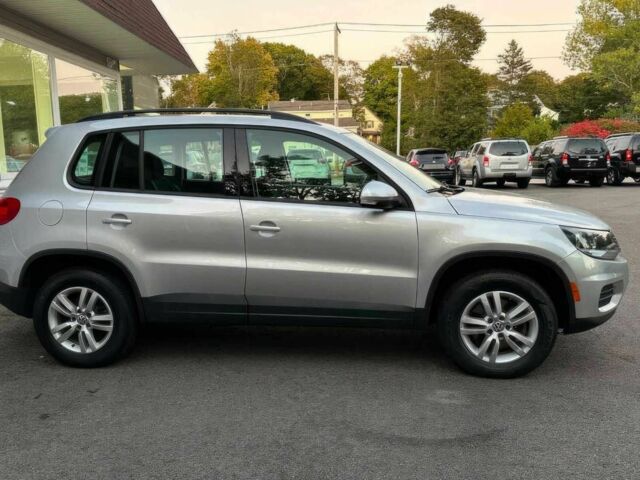 Сірий Фольксваген Тігуан, об'ємом двигуна 2 л та пробігом 71 тис. км за 7000 $, фото 3 на Automoto.ua