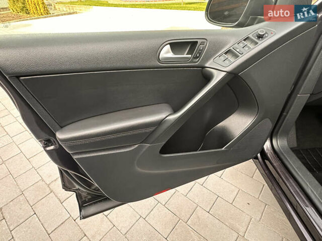 Серый Фольксваген Тигуан, объемом двигателя 1.98 л и пробегом 64 тыс. км за 15300 $, фото 31 на Automoto.ua