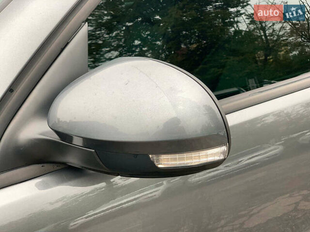 Серый Фольксваген Тигуан, объемом двигателя 2 л и пробегом 195 тыс. км за 15340 $, фото 8 на Automoto.ua