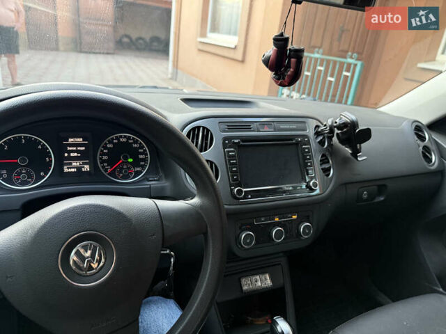 Сірий Фольксваген Тігуан, об'ємом двигуна 1.99 л та пробігом 250 тис. км за 14500 $, фото 8 на Automoto.ua