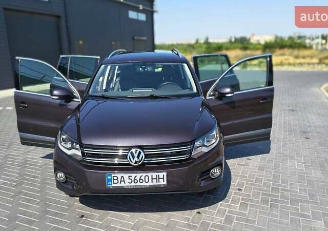 Серый Фольксваген Тигуан, объемом двигателя 1.98 л и пробегом 95 тыс. км за 13500 $, фото 9 на Automoto.ua